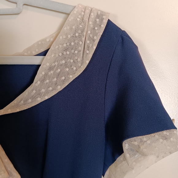 Stop Staring Raileen Navy & Cream 1940s Style Midi Dress Form Fitting Cap Sleeve - Picture 8 of 12